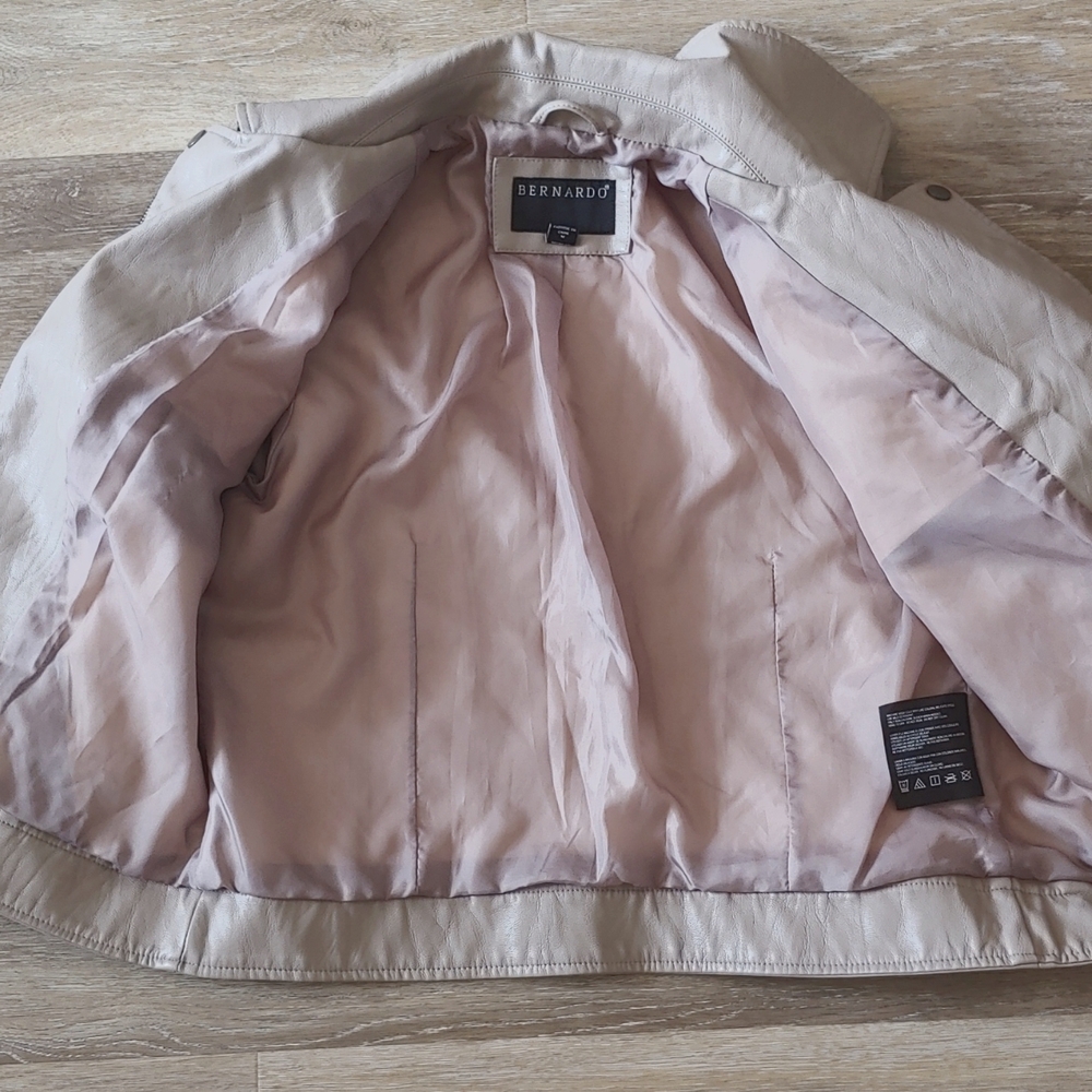 Bernardo Women's Faux Leather Moto Jacket Tan Size M - Picture 7 of 9